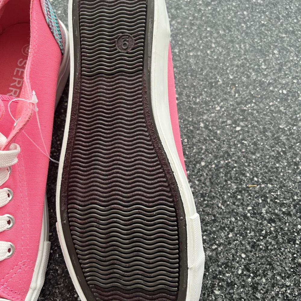 Serra Pink Canvas Sneakers with Zigzag Sole